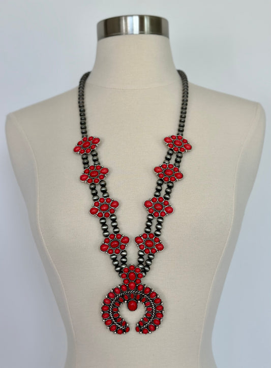 Red Valley Silver Pearl Necklace